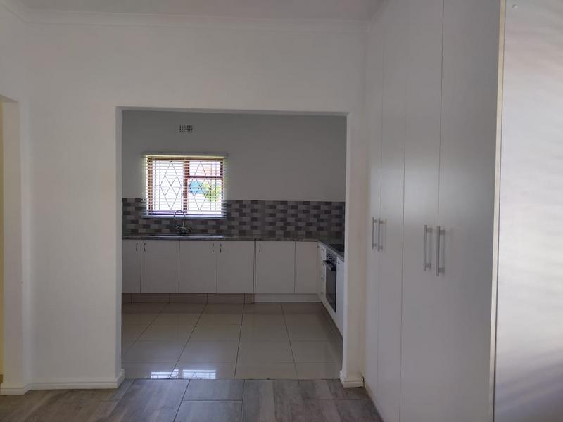 To Let 1 Bedroom Property for Rent in Grassy Park Western Cape